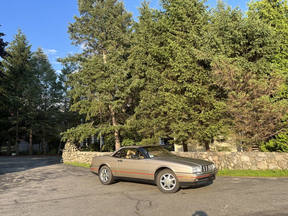 1991 Cadillac Allante - Image 14 of 31