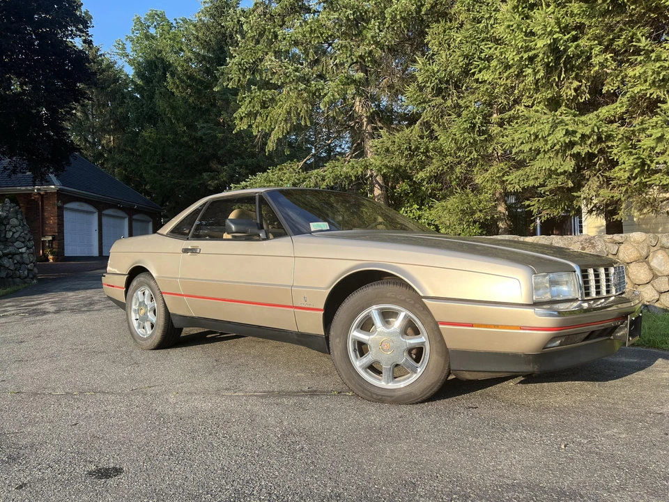 1991 Cadillac Allante - Image 12 of 31