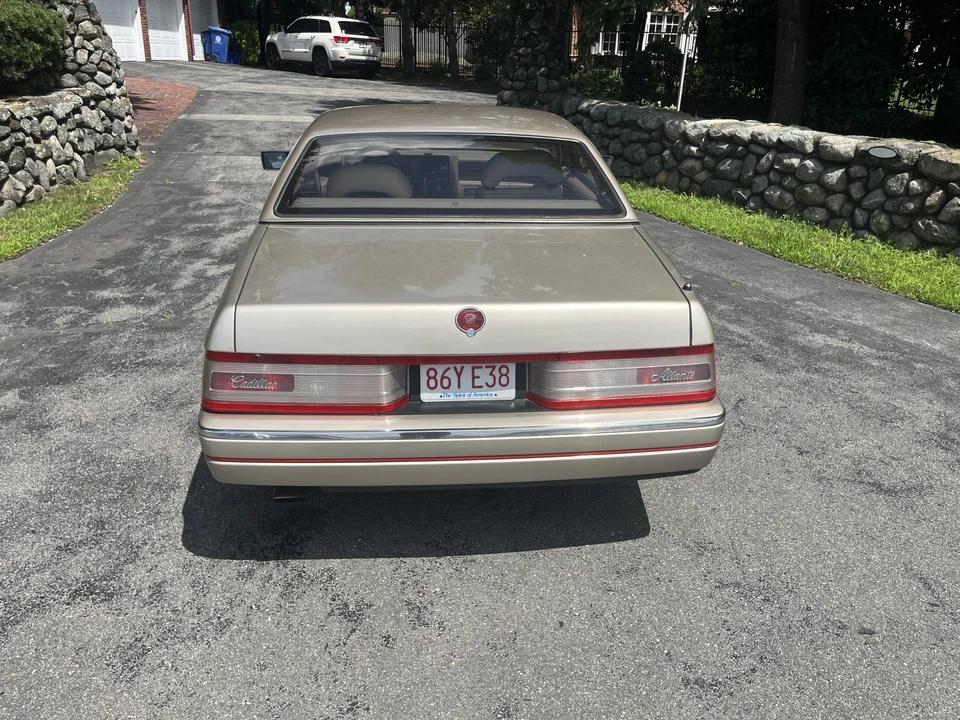 1991 Cadillac Allante - Image 20 of 31