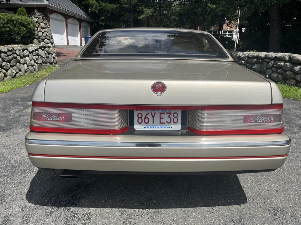1991 Cadillac Allante - Image 31 of 31