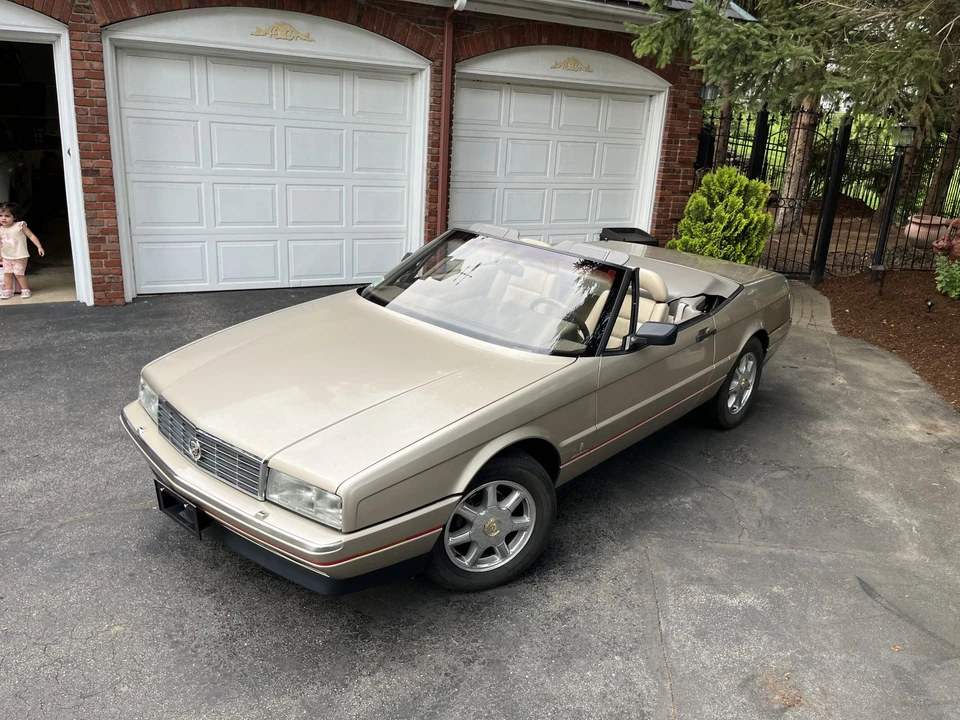 1991 Cadillac Allante - Image 3 of 31