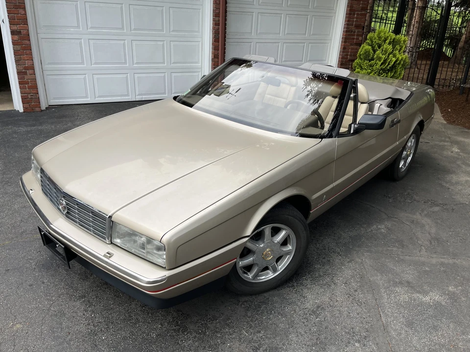 1991 Cadillac Allante - Image 6 of 31