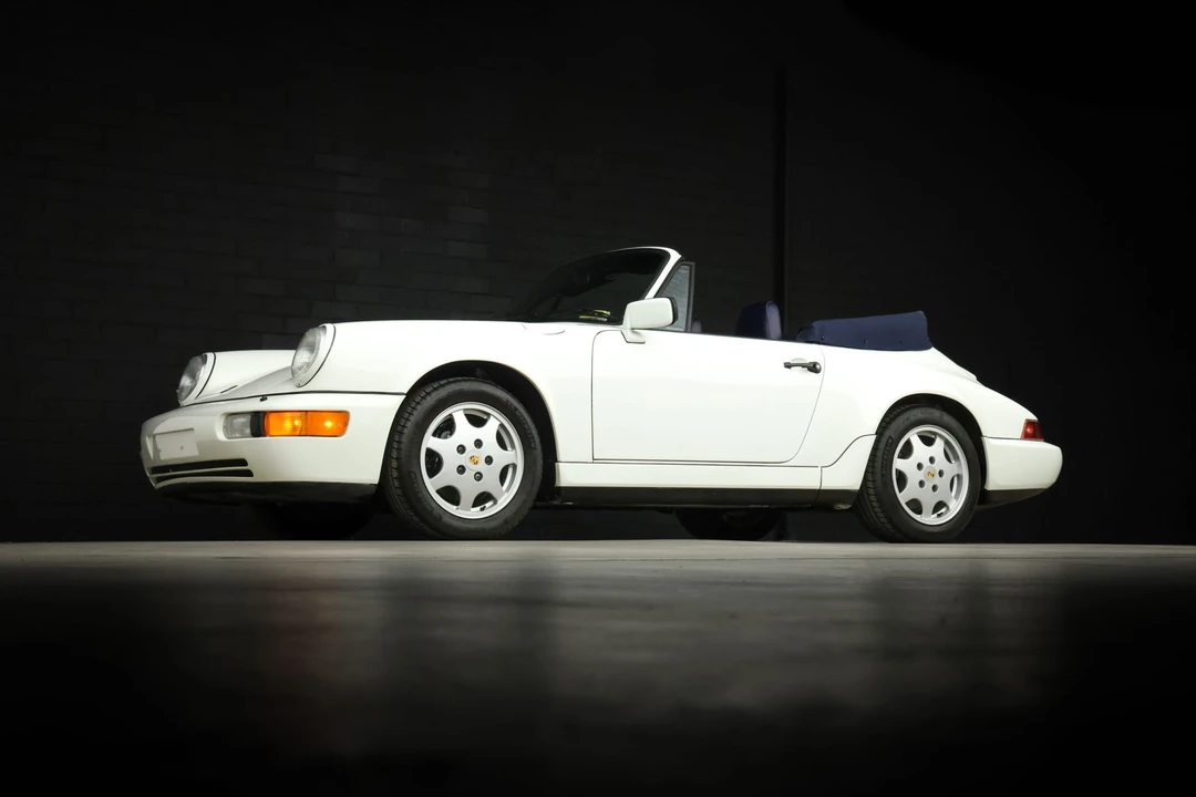 1991 Porsche 964 Carrera 4 - Image 14 of 31