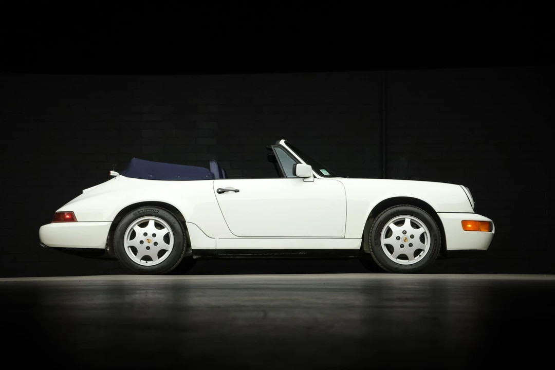 1991 Porsche 964 Carrera 4 - Image 24 of 31