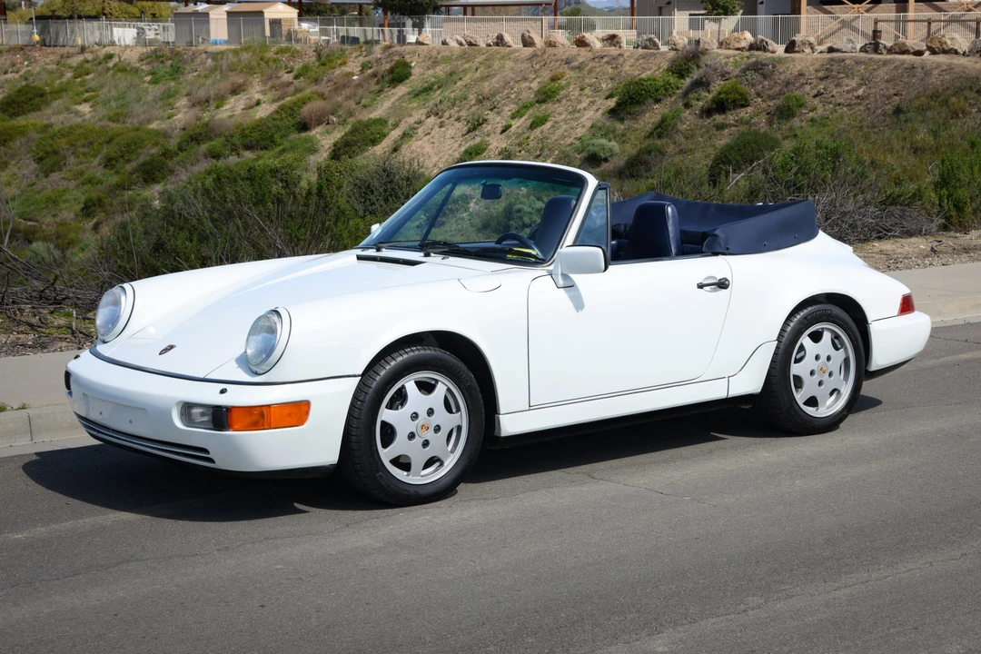 1991 Porsche 964 Carrera 4 - Image 2 of 31