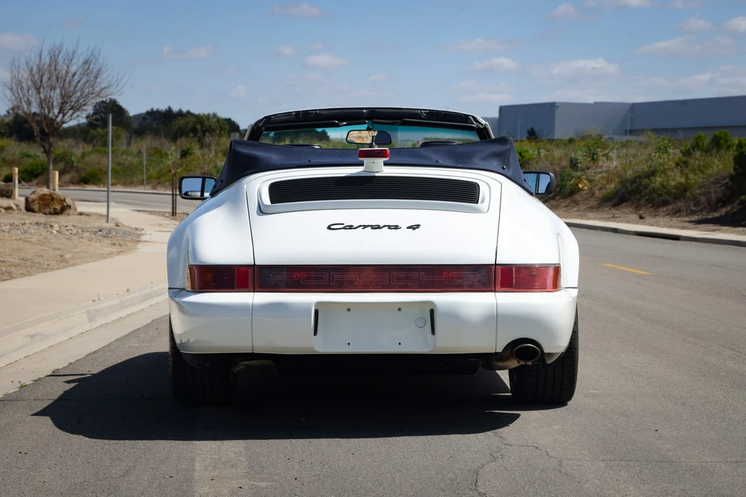1991 Porsche 964 Carrera 4 - Image 9 of 31