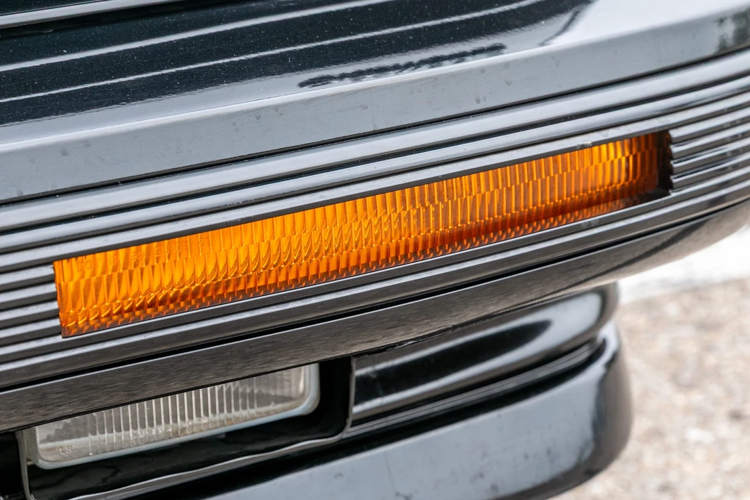 1992 Oldsmobile Toronado - Image 13 of 31