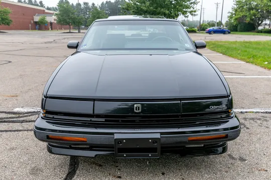 1992 Oldsmobile Toronado - Image 3 of 31