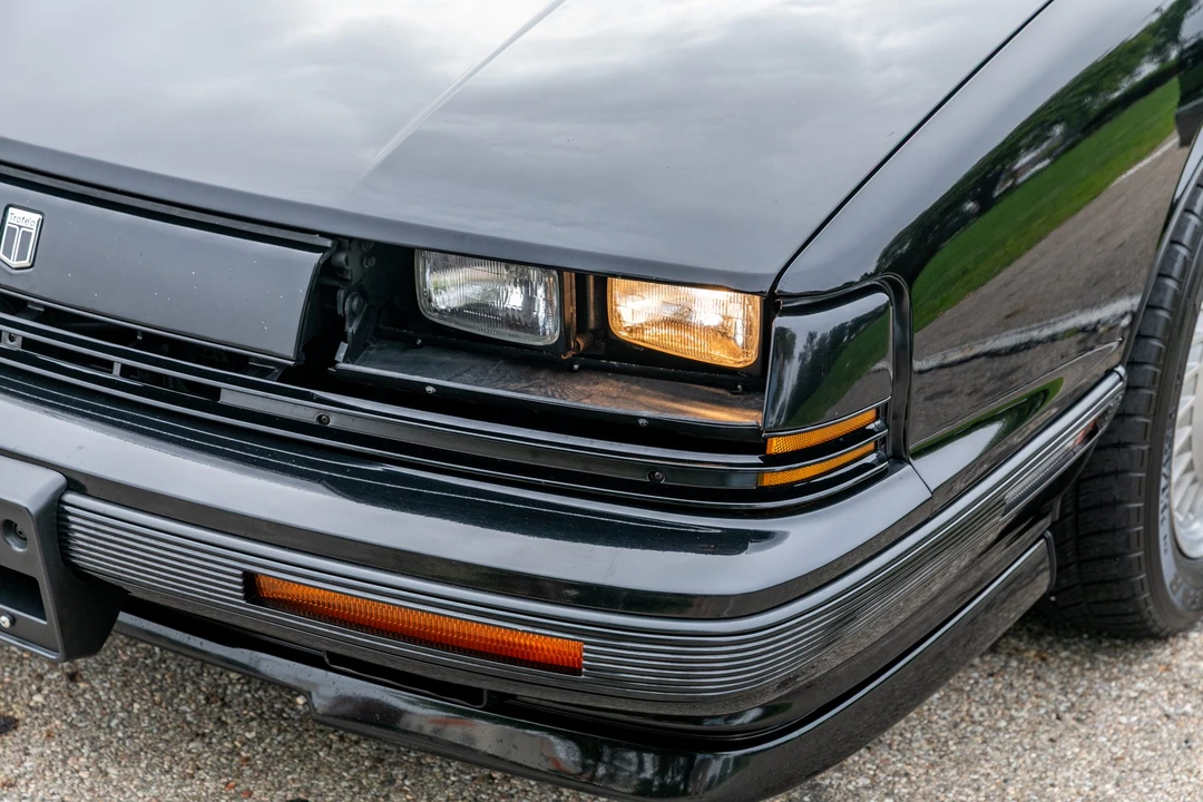 1992 Oldsmobile Toronado - Image 15 of 31