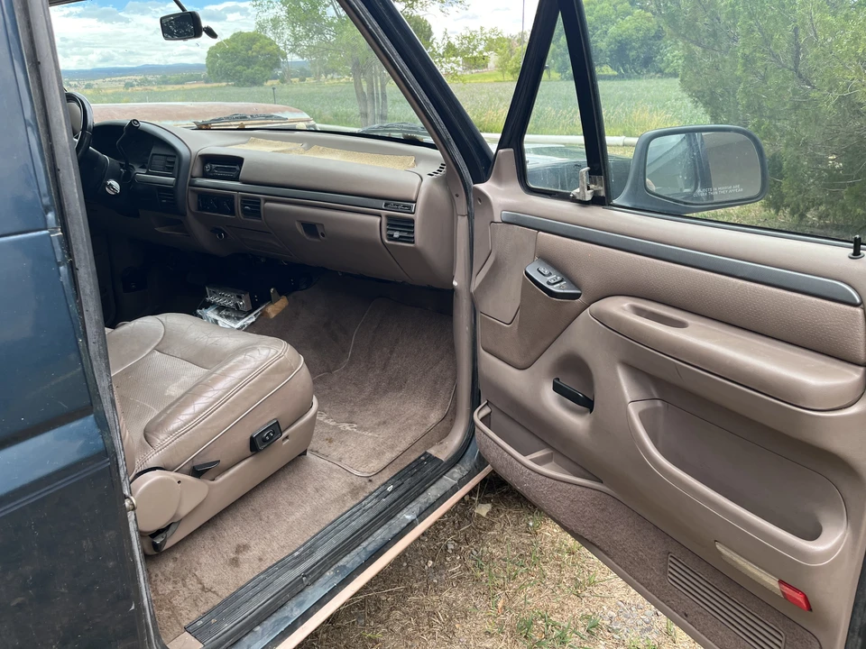 1994 Ford Bronco 5th Gen - Image 24 of 31