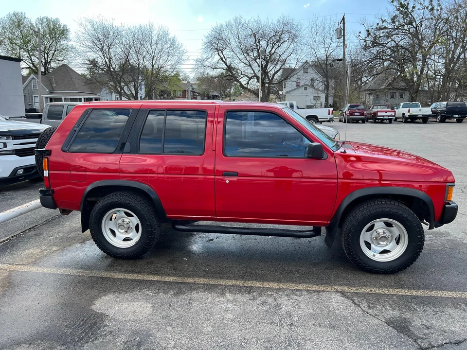 1995 Nissan Pathfinder 1st Gen - Image 8 of 31