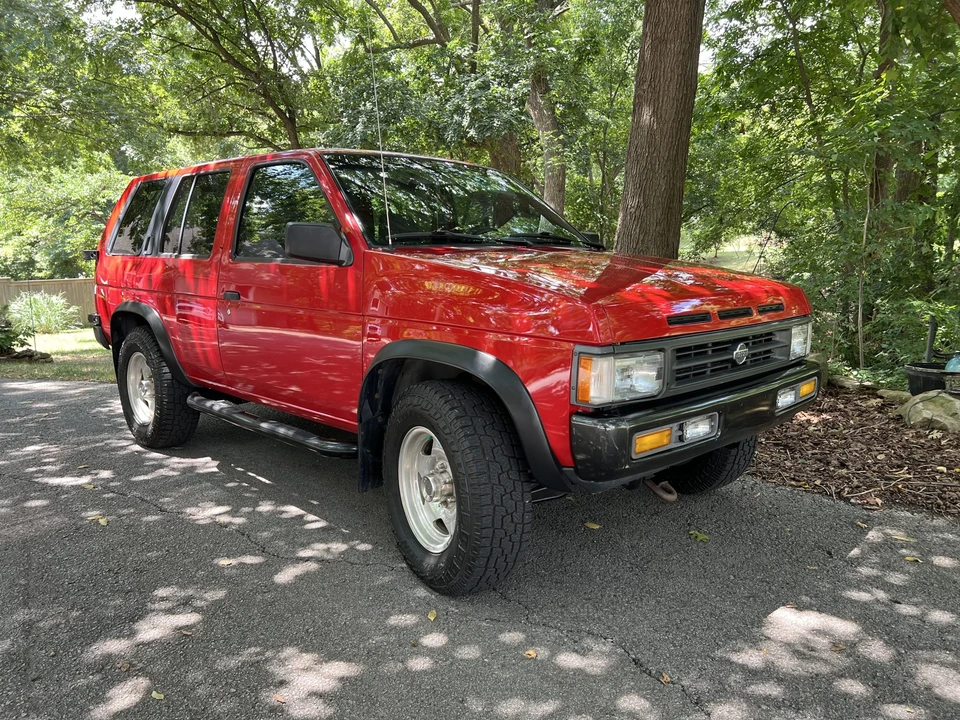 1995 Nissan Pathfinder 1st Gen - Image 14 of 31