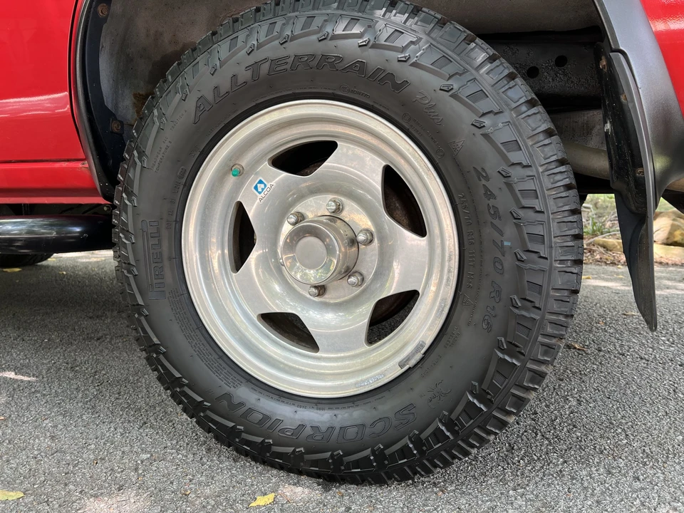 1995 Nissan Pathfinder 1st Gen - Image 20 of 31