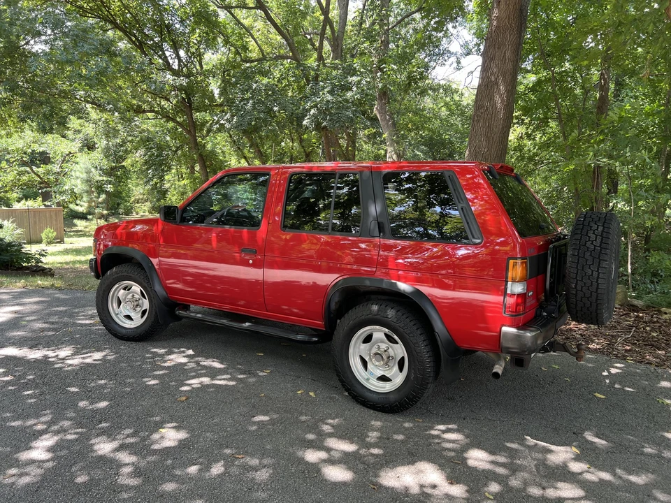1995 Nissan Pathfinder 1st Gen - Image 10 of 31