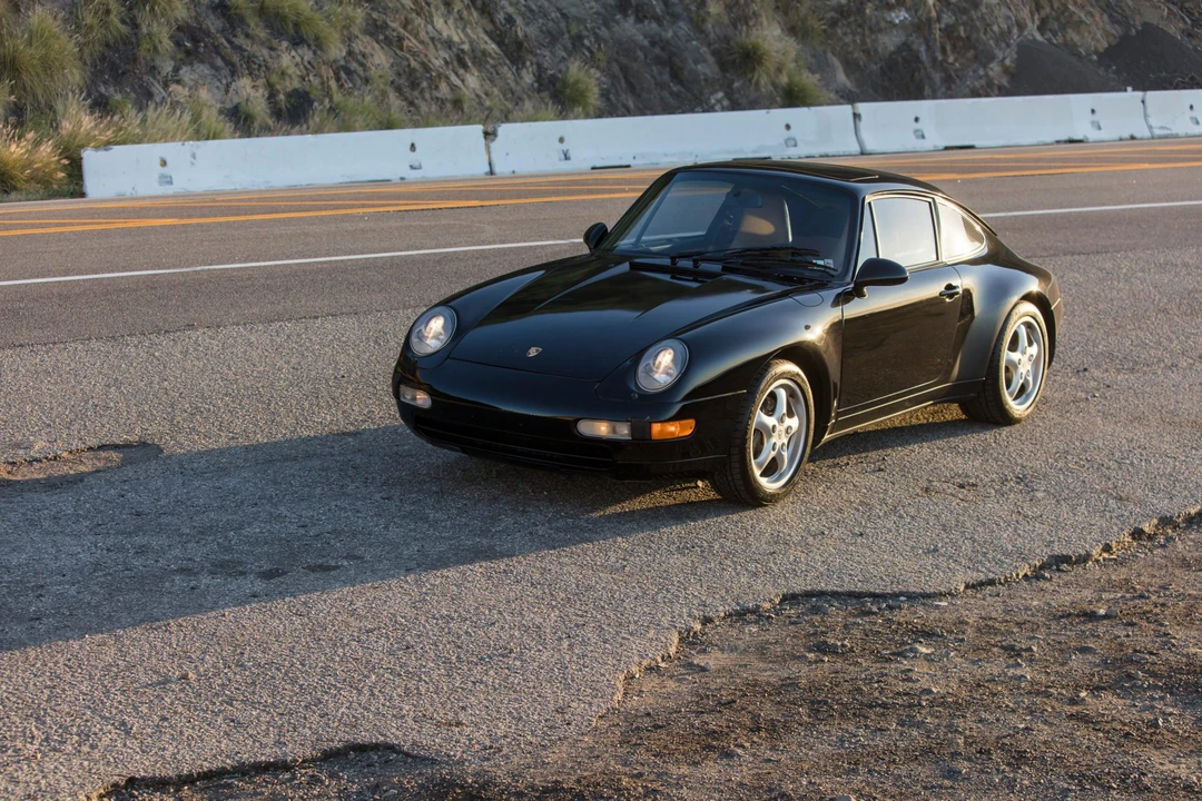 1996 Porsche 993 Carrera - Image 7 of 31