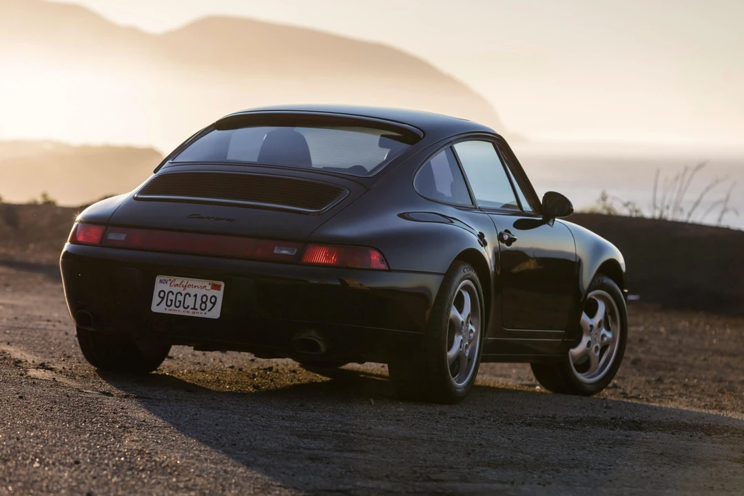 1996 Porsche 993 Carrera - Image 17 of 31