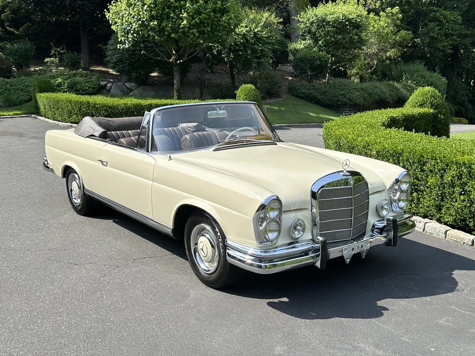 1966 Mercedes-Benz W111 Cabriolet - Image 27 of 31