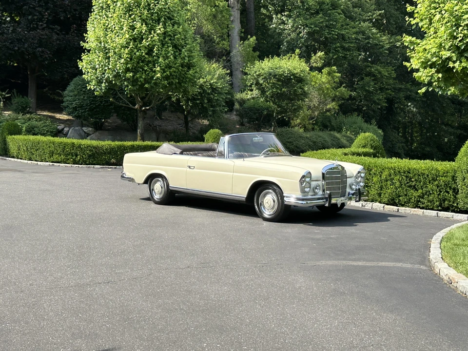 1966 Mercedes-Benz W111 Cabriolet - Image 29 of 31
