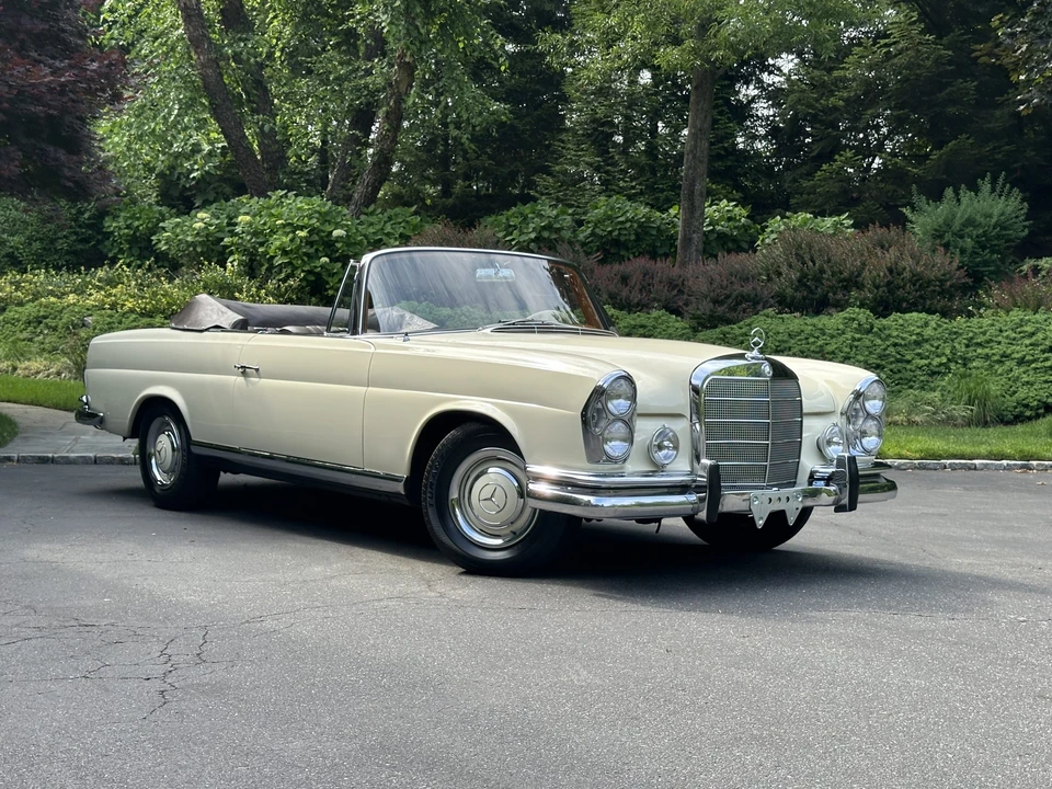 1966 Mercedes-Benz W111 Cabriolet - Image 31 of 31