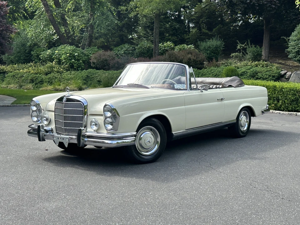 1966 Mercedes-Benz W111 Cabriolet - Image 3 of 31