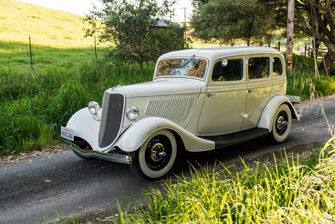 1933 Ford Model 18 & 40 - Image 10 of 31