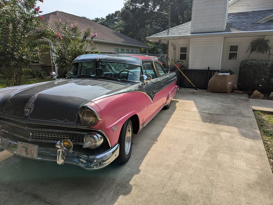 1955 Ford Fairlane 1st Gen - Image 3 of 31