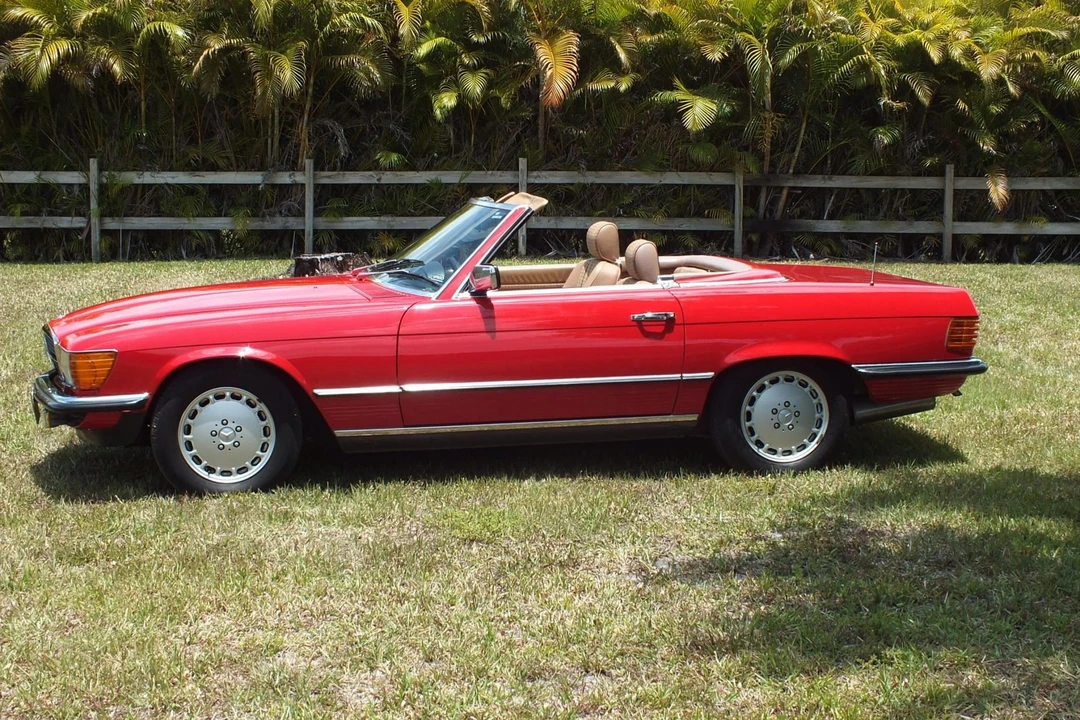 1985 Mercedes-Benz R107 SL-Class - Image 17 of 31