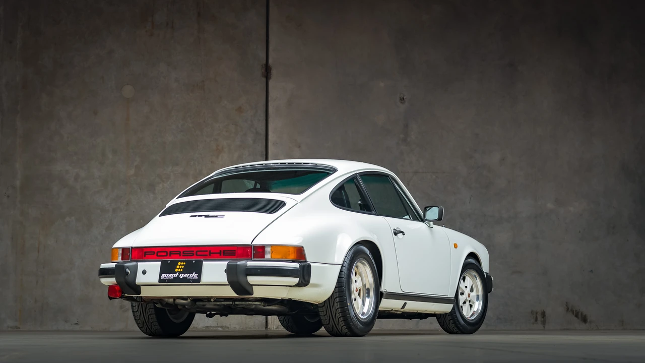 1983 Porsche 911 Carrera SC - Image 11 of 31