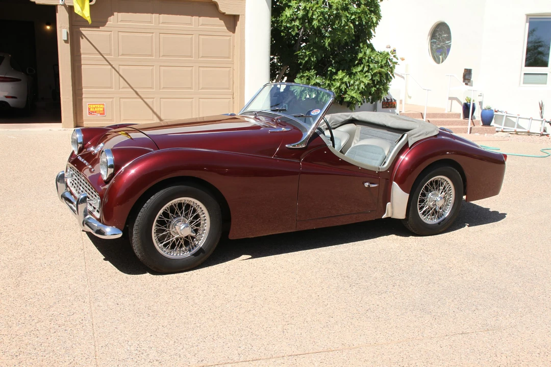 Triumph TR3A - Image 2 of 31