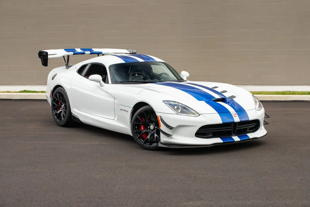 2017 Dodge Viper ACR 5th Gen - Image 2 of 31