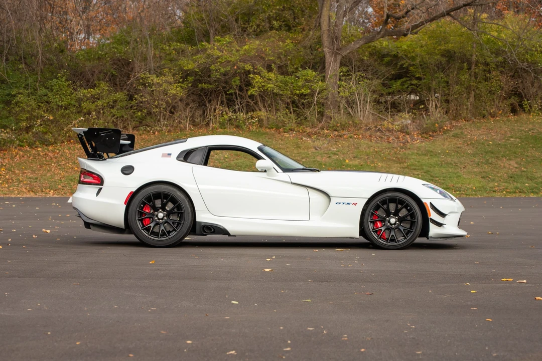 2017 Dodge Viper ACR 5th Gen - Image 17 of 31