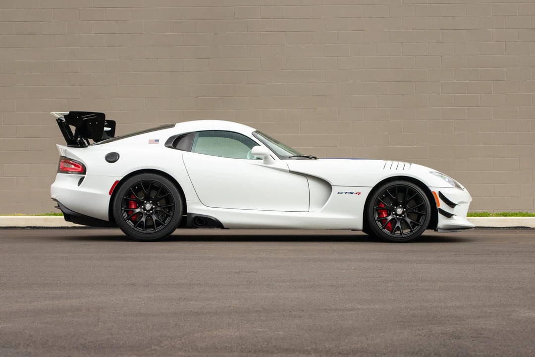 2017 Dodge Viper ACR 5th Gen - Image 9 of 31