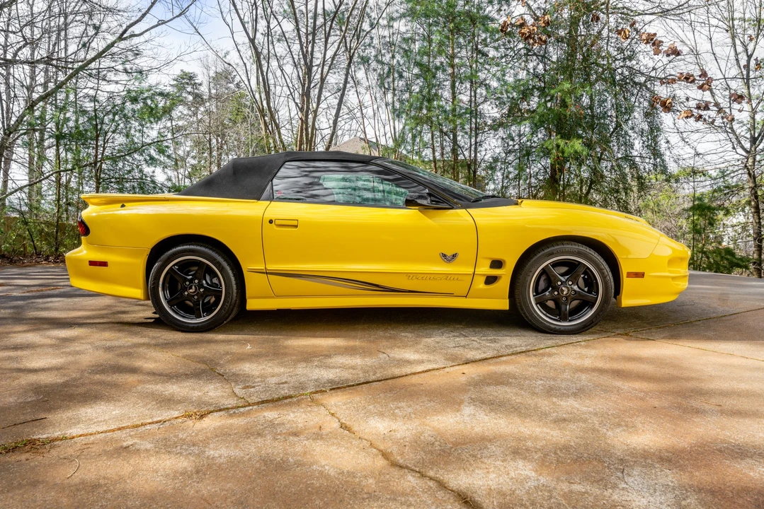 2002 Pontiac Firebird Trans Am 4th Gen - Image 16 of 31