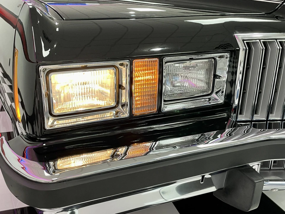 1977 Pontiac Grand Prix 3rd+ Gen - Image 17 of 31