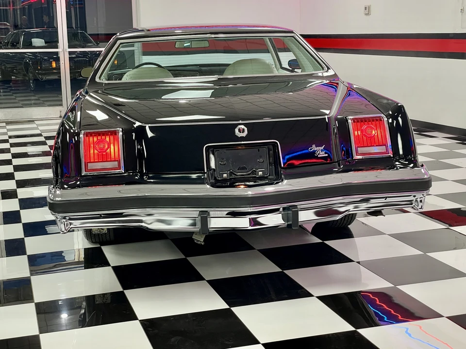 1977 Pontiac Grand Prix 3rd+ Gen - Image 11 of 31