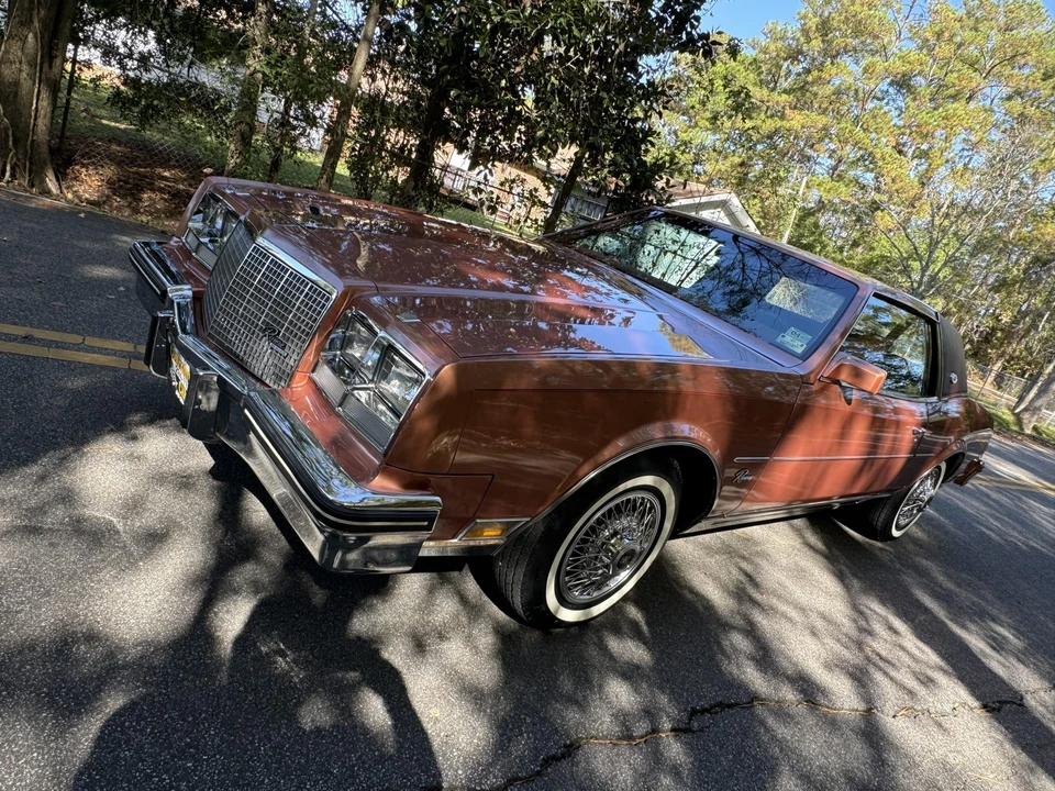 1982 Buick Riviera 4th-7th Gen - Image 29 of 31