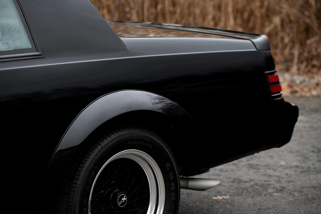 1987 Buick Grand National GNX - Image 22 of 31