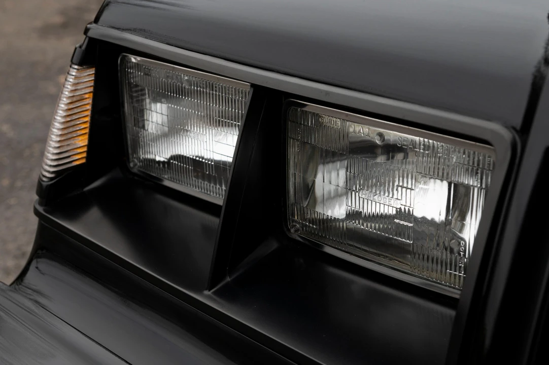 1987 Buick Grand National GNX - Image 28 of 31