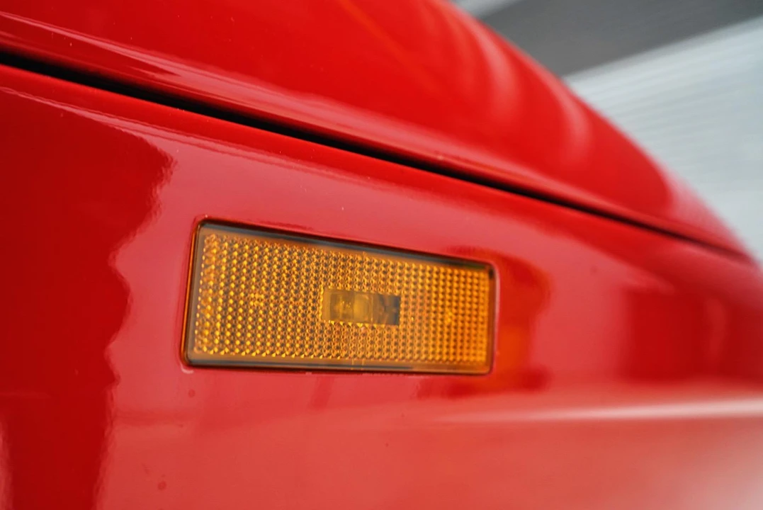 1989 Ferrari Testarossa - Image 26 of 31