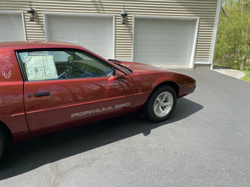 1989 Pontiac Firebird 3rd Gen - Image 10 of 31
