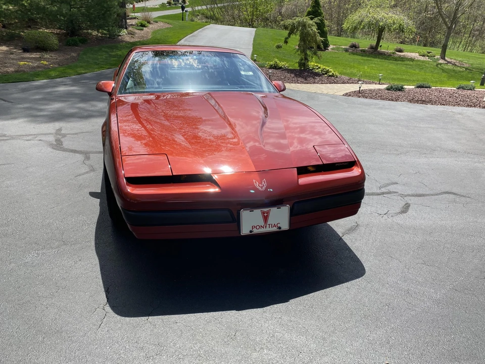 1989 Pontiac Firebird 3rd Gen - Image 5 of 31