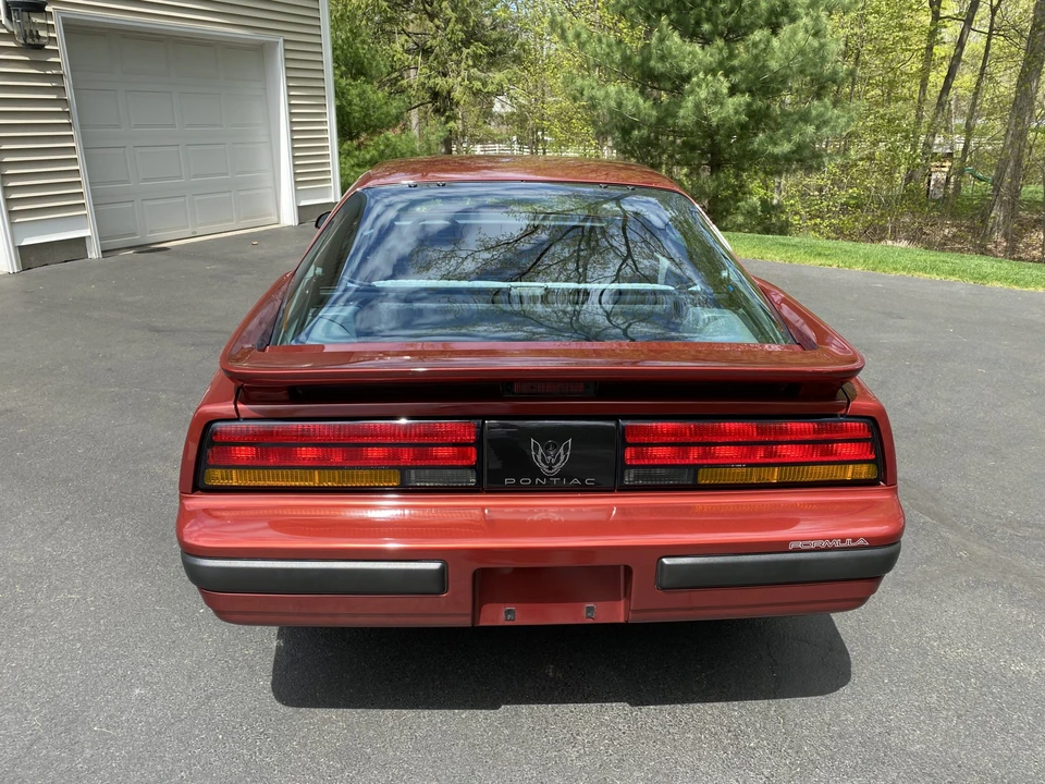 1989 Pontiac Firebird 3rd Gen - Image 11 of 31
