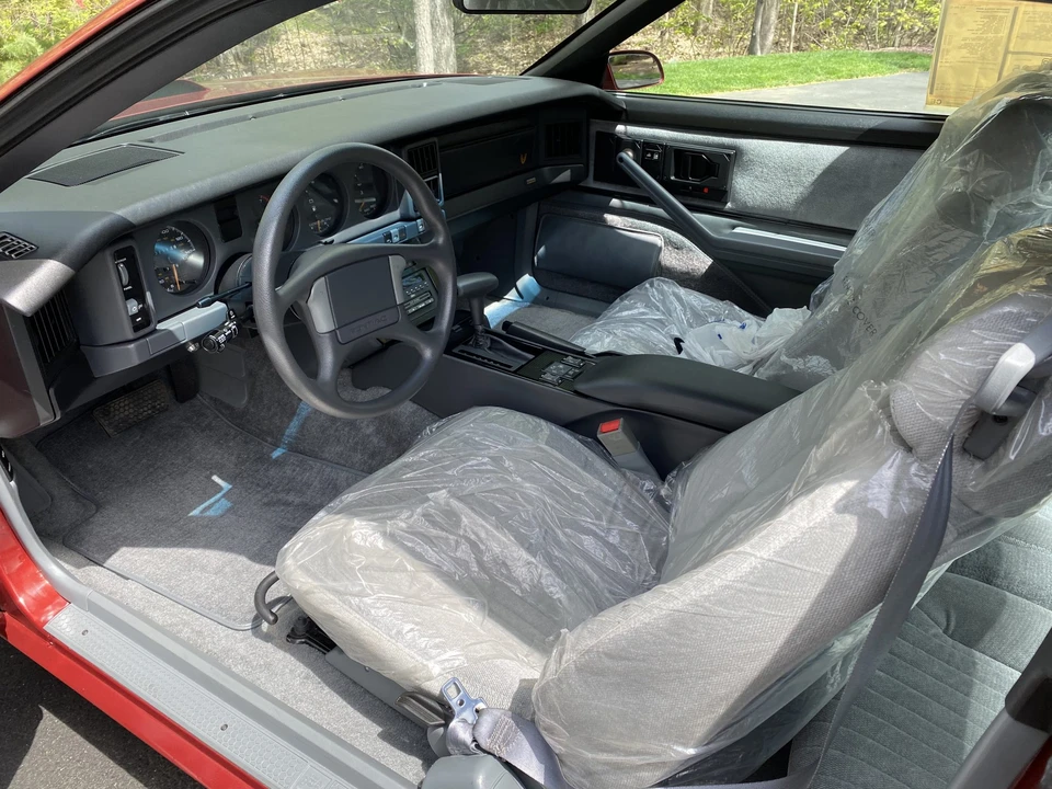 1989 Pontiac Firebird 3rd Gen - Image 20 of 31