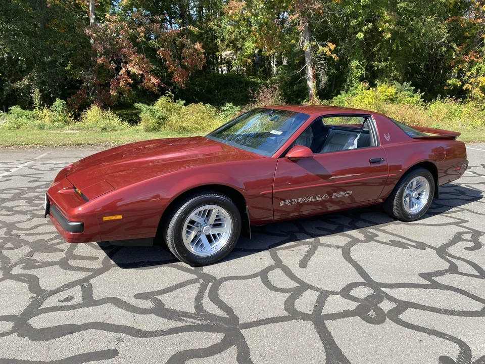 1989 Pontiac Firebird 3rd Gen - Image 2 of 31