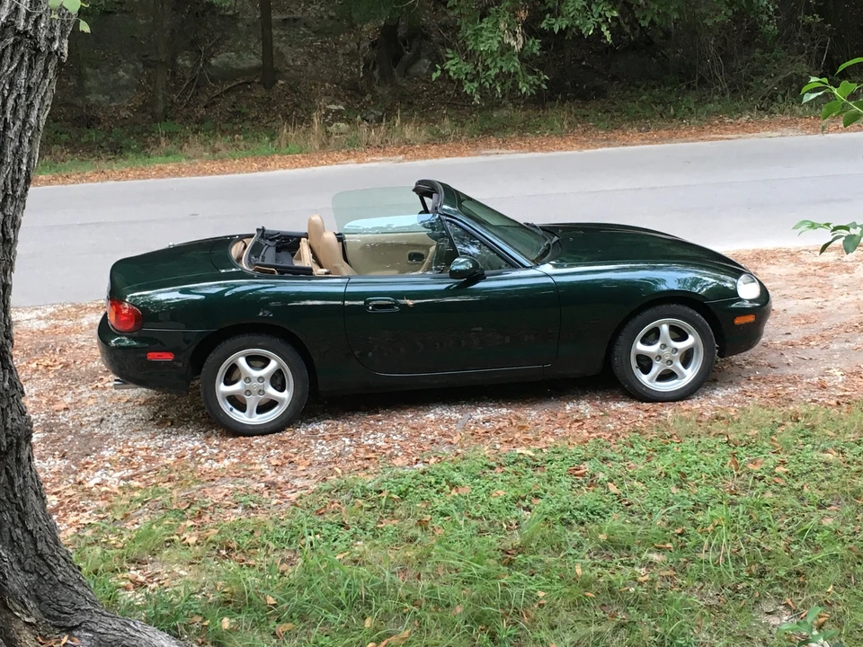 1999 Mazda NB MX-5 Miata - Image 4 of 31