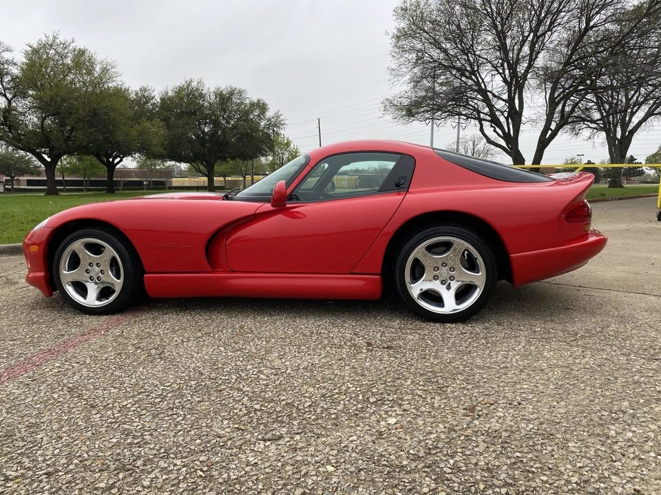 2000 Dodge Viper GTS 2nd Gen - Image 4 of 31