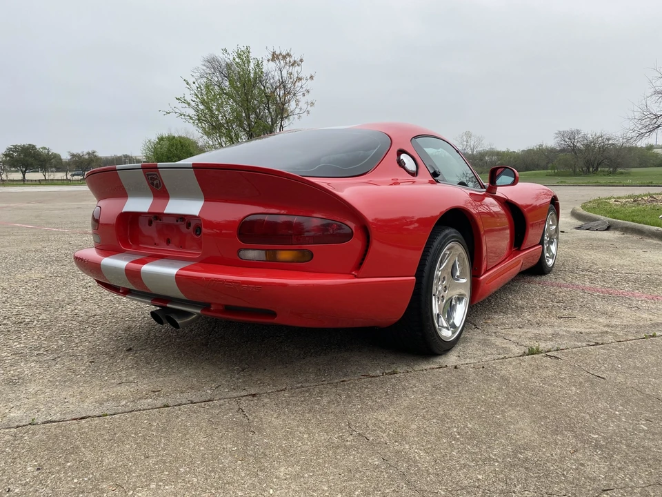 2000 Dodge Viper GTS 2nd Gen - Image 8 of 31