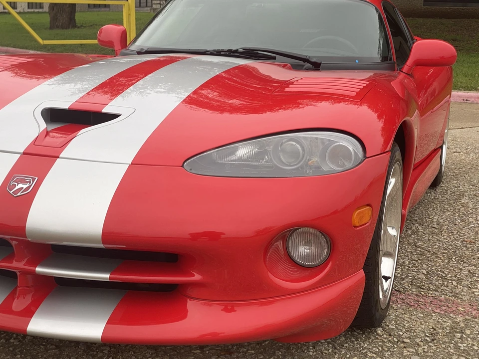 2000 Dodge Viper GTS 2nd Gen - Image 15 of 31