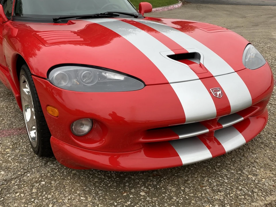 2000 Dodge Viper GTS 2nd Gen - Image 14 of 31