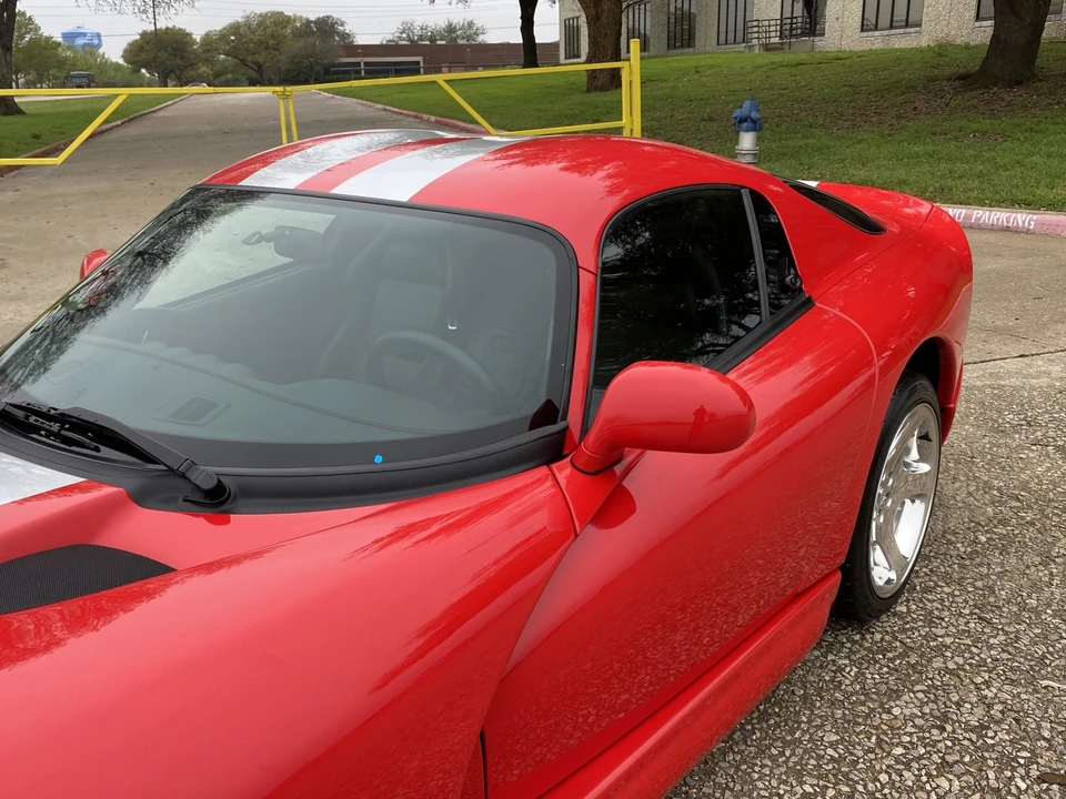 2000 Dodge Viper GTS 2nd Gen - Image 21 of 31